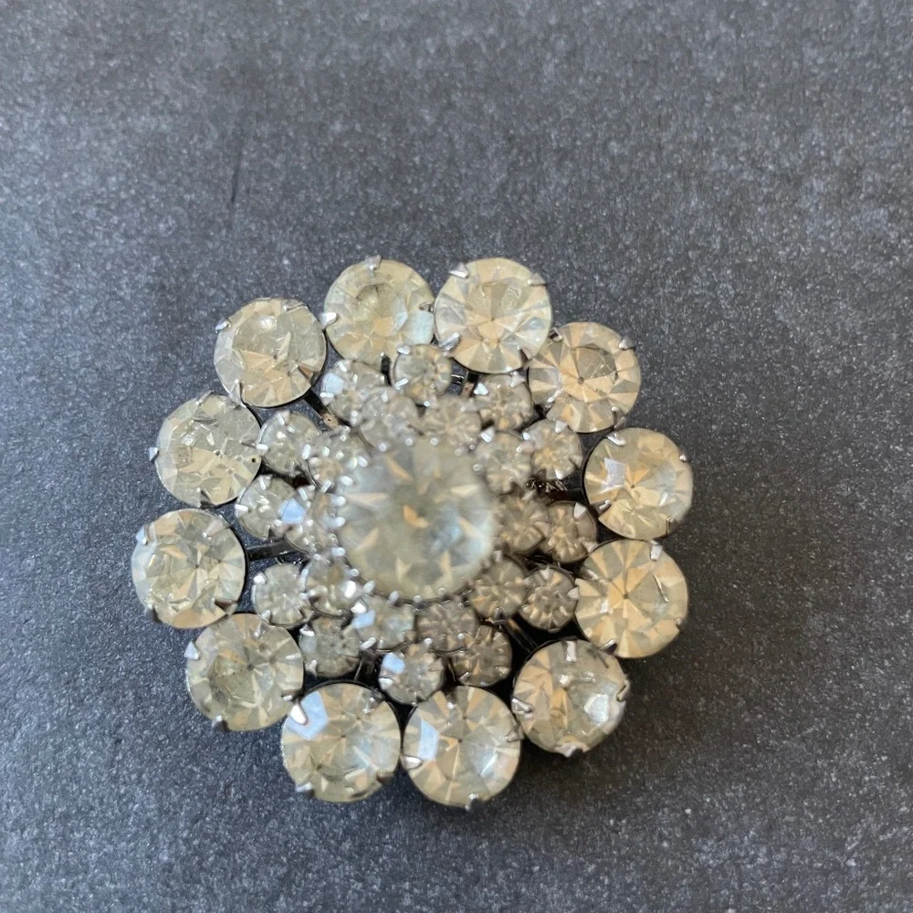 ❤️ VINTAGE RHINESTONE BROOCH PIN